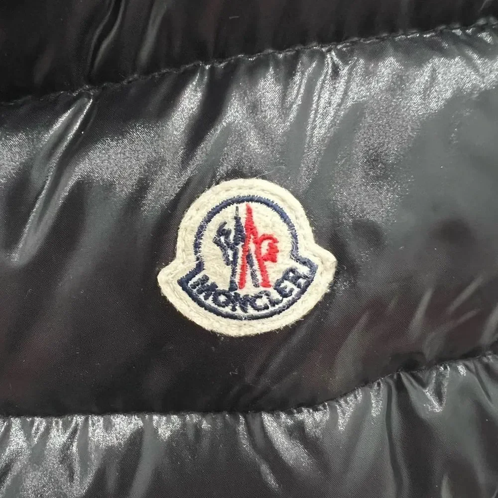 MONCLER UNISEX TUB QUILTED GULET 4Y